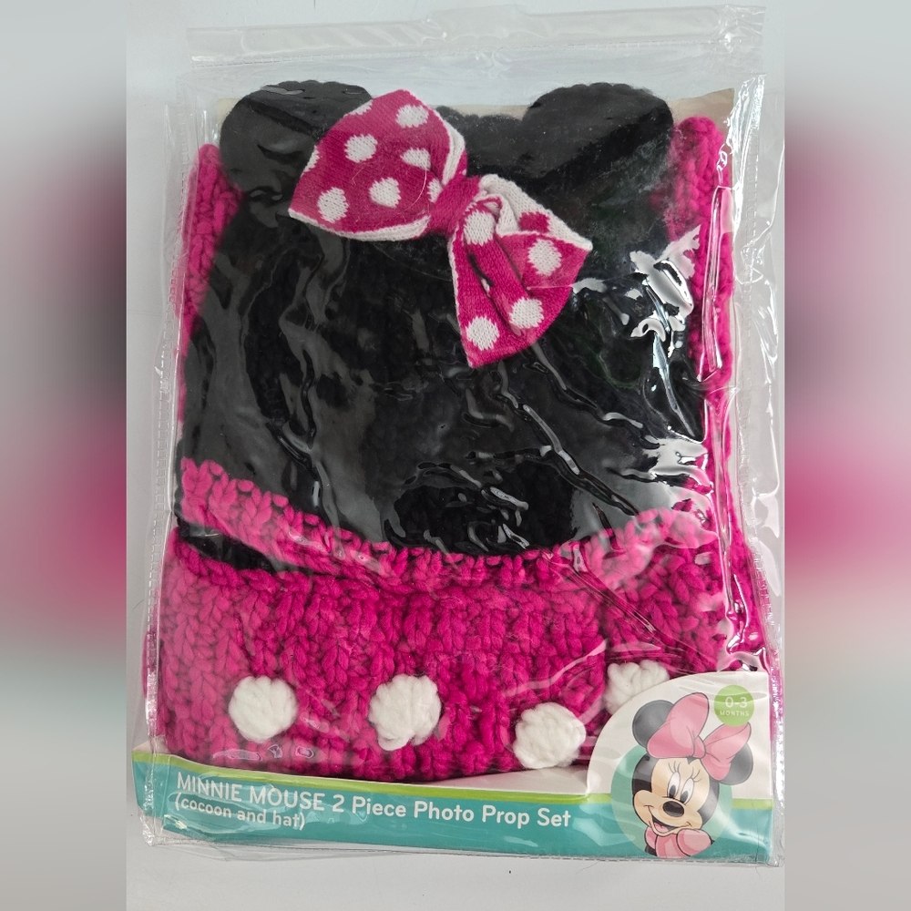 Disney Baby‎ Minnie Mouse Crochet Cocoon & Hat Set - Pink and Black
